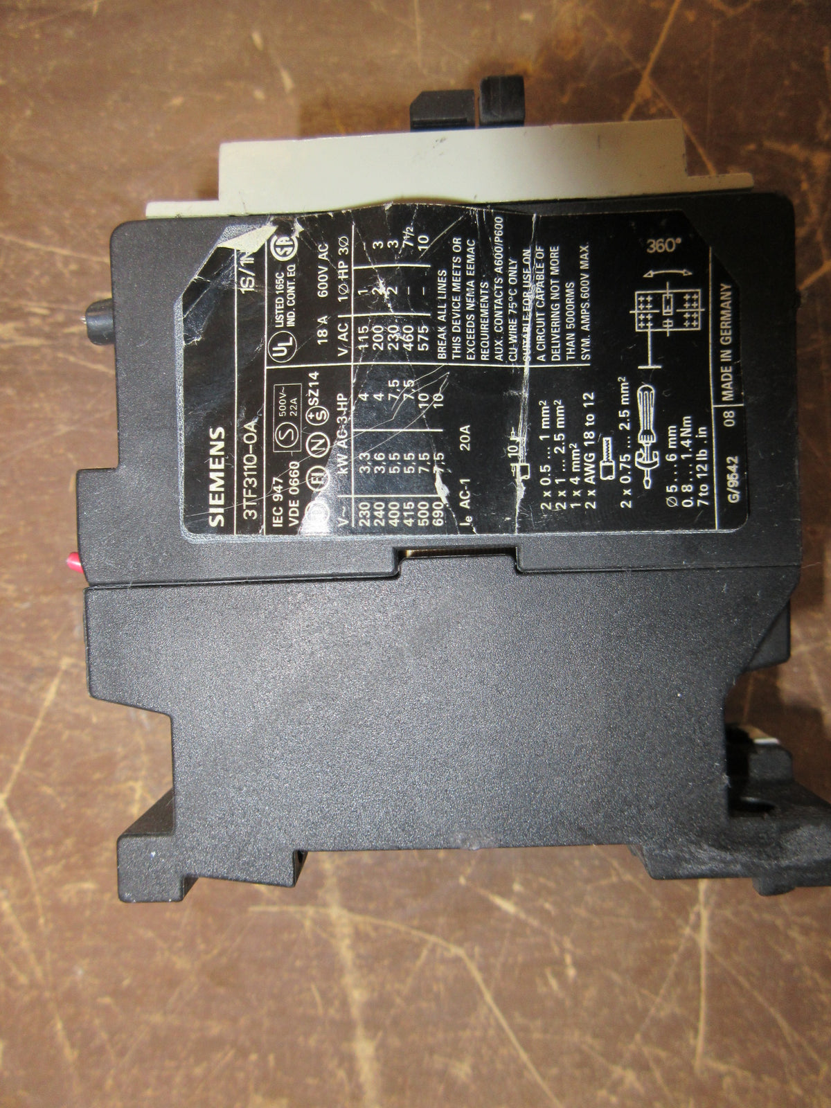 Siemens Contactor 3TF3110-0A 120V Coil 18A 600V Used