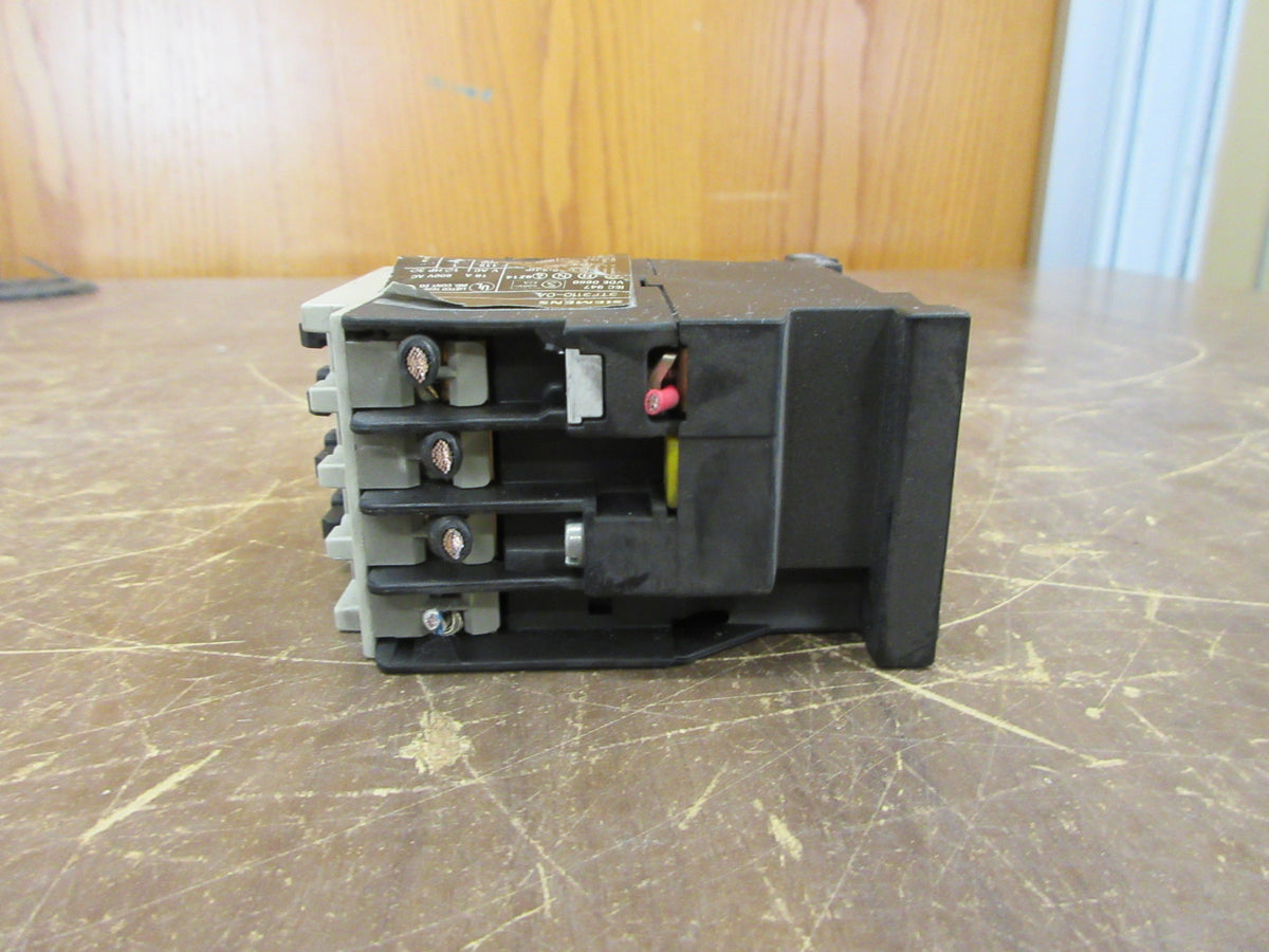 Siemens Contactor 3TF3110-0A 120V Coil 18A 600V Used
