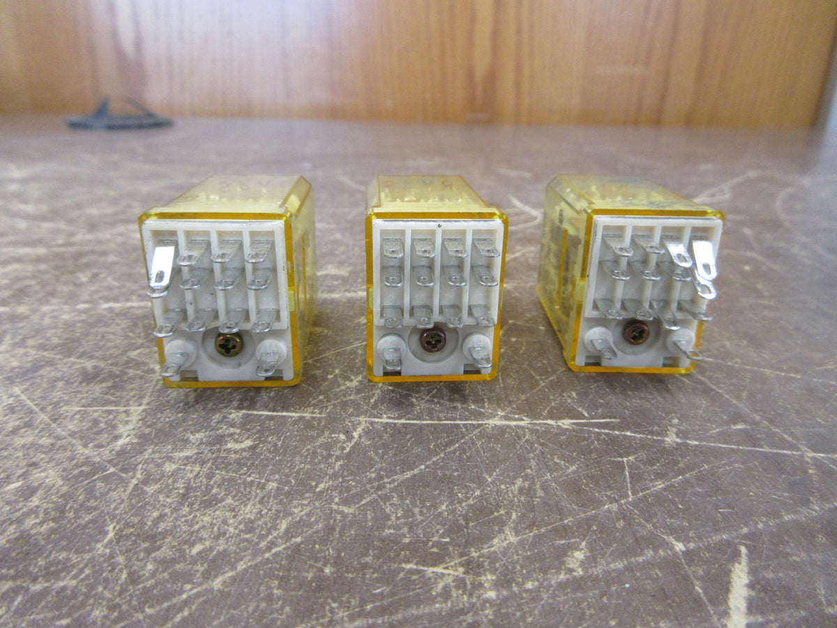 Idec Relay RY4S-UL-DC2V 12VDIC Coil W/Base * Lot of 3 * Used
