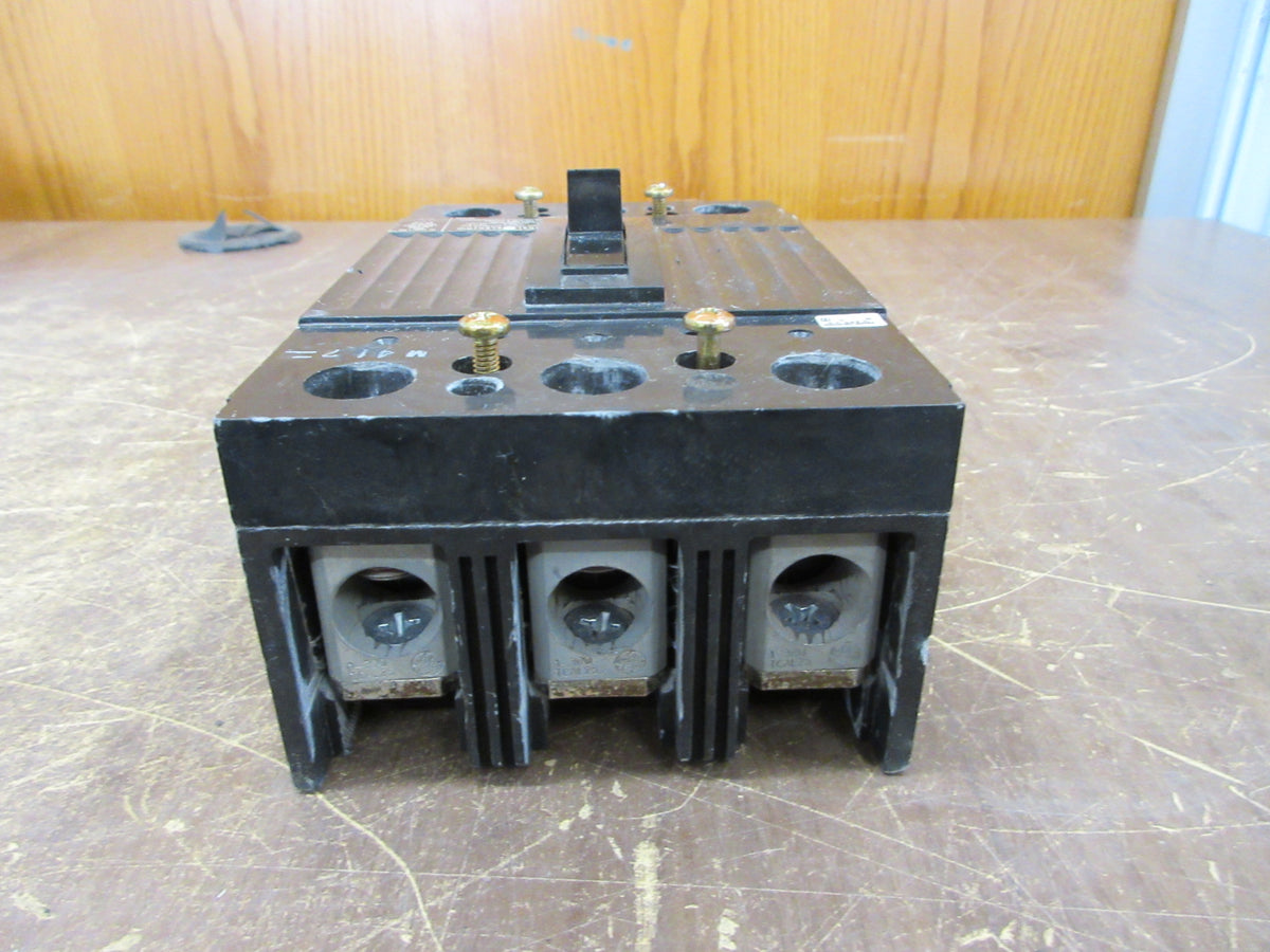 GE Circuit Breaker TQD32225 225A 240V 3P * (3) Lugs* (4) Mounting Screws Used
