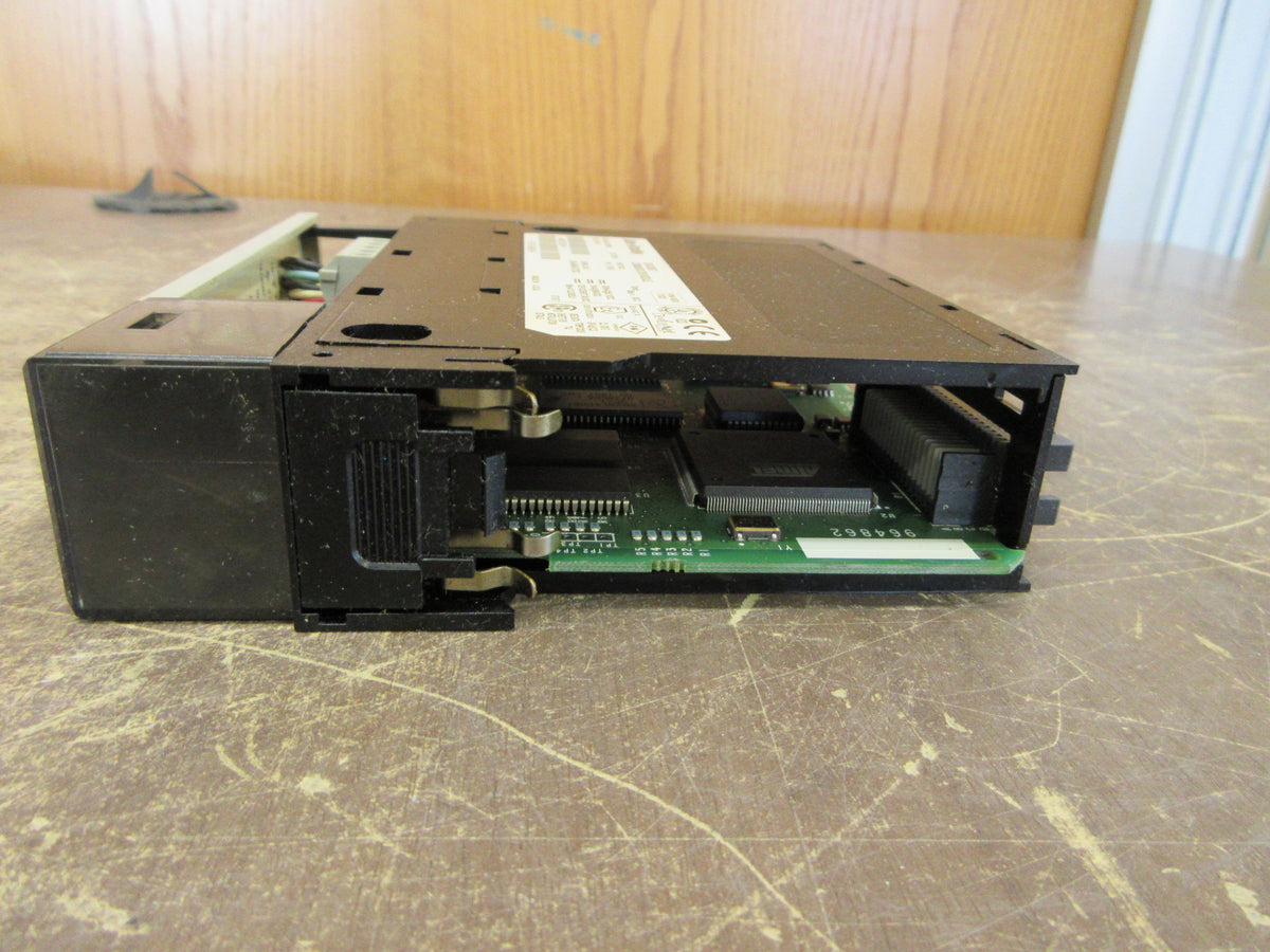 Allen-Bradley DeviceNet Comm. Module 1756-DNB Ser. B F/W Rev: 7.002