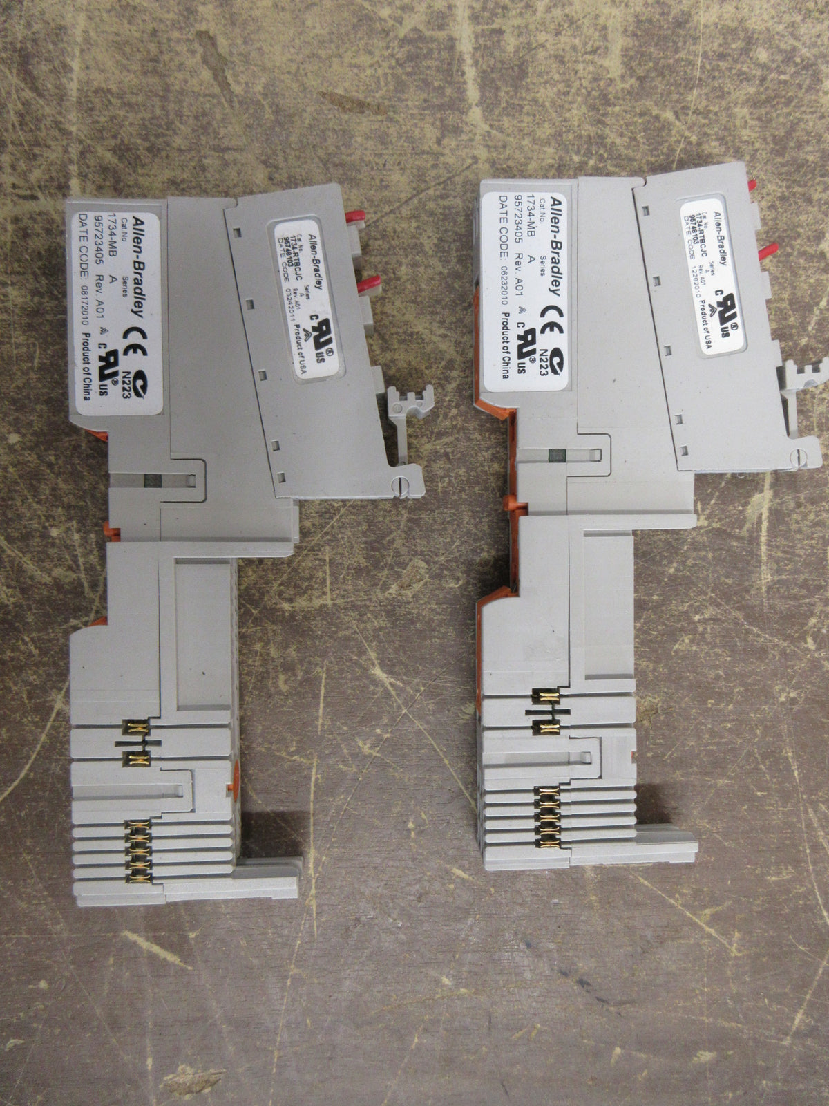 Allen-Bradley Mounting Base 1734-MB Ser. A Rev, A01 1734-RTBCJC Module Used
