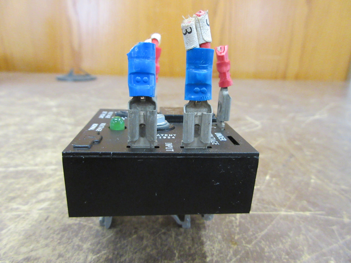 ABB SSAC Voltage Monitor VM4A-4436 120VAC Range: 78-99 VAC Used