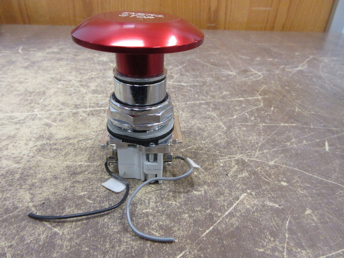 Eaton E-Stop Button T1812 Ser. D2 Used