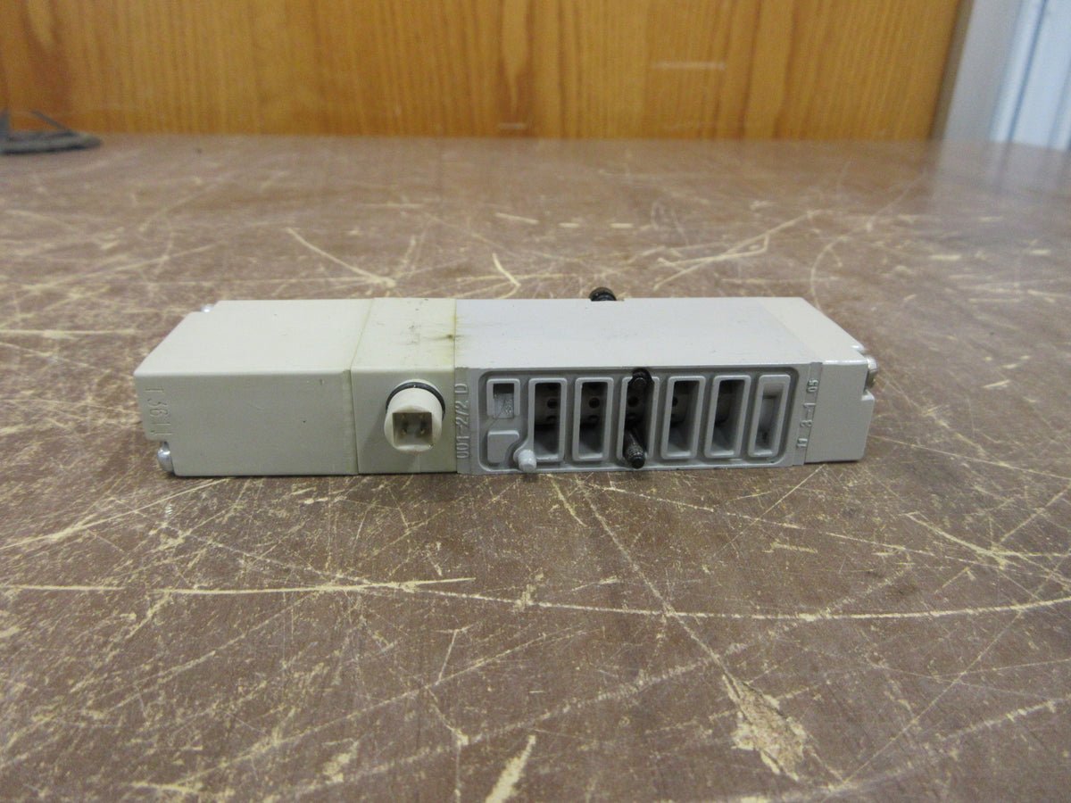 Numatics Solenoid Directional Control Valve 051BA400M000061 120 PSIG Air Used