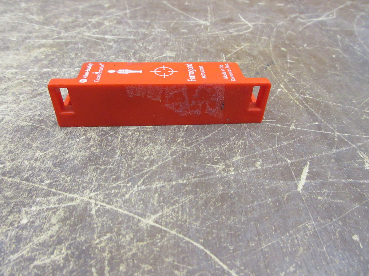 Allen-Bradley Guardmaster Ferrogard Actuator Used