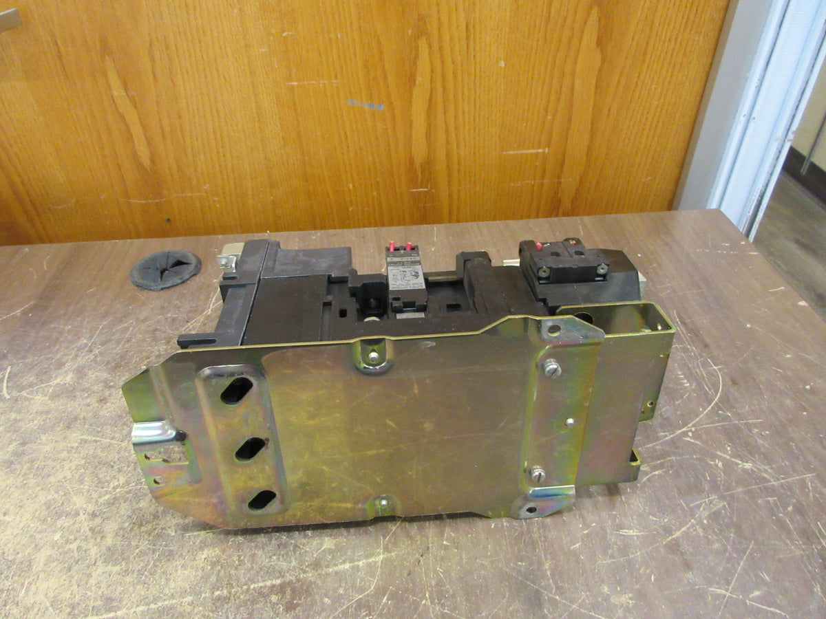 Allen-Bradley Contactor 409-D104ND Ser. A 115-DOV Coil 104A 600V Used