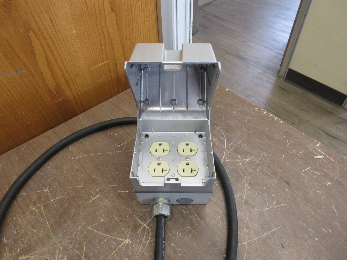 Red Dot CODE Keeper Quad Receptacle 2IH5-2 120V 20A Receptacles 15A Plug Used