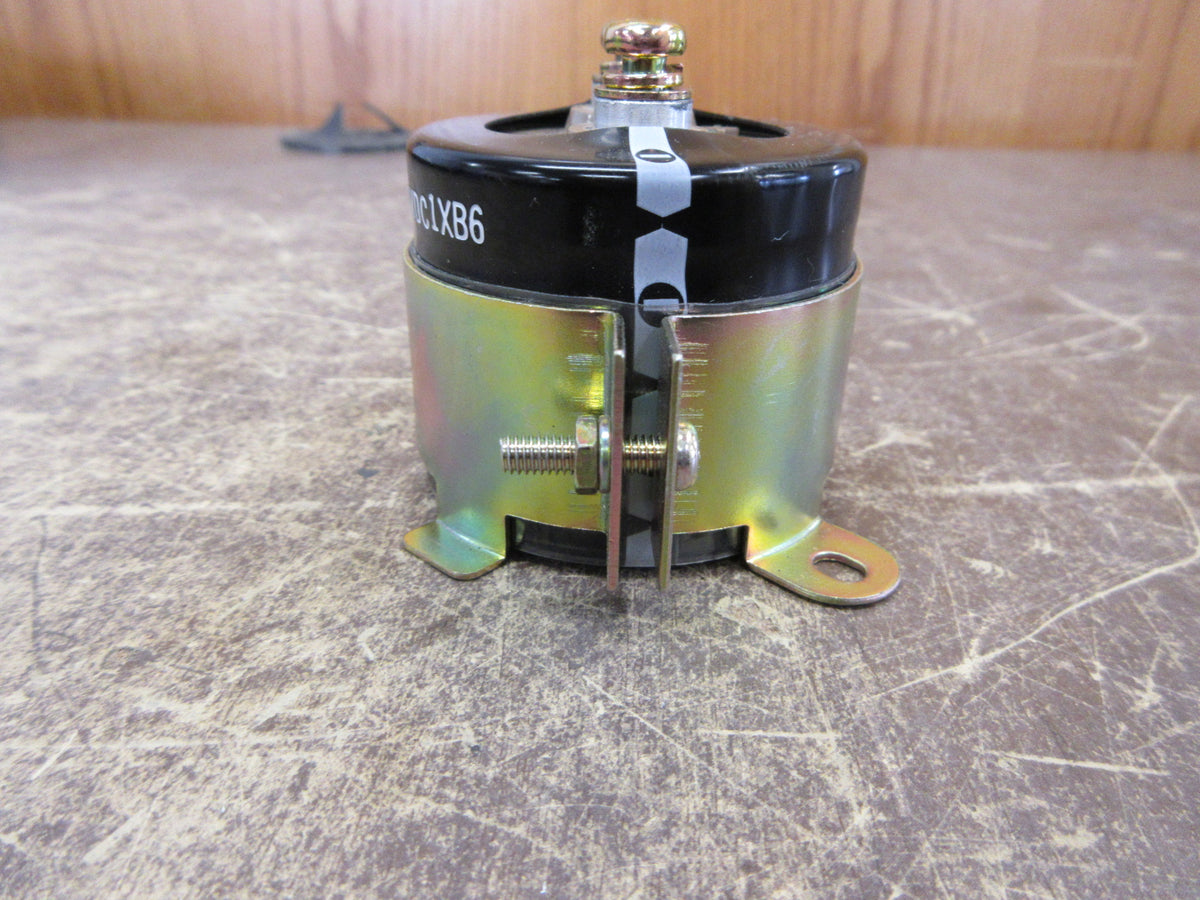 Hitachi Capacitor HCG FSA 300 MFD 400VDC W/Mount Used