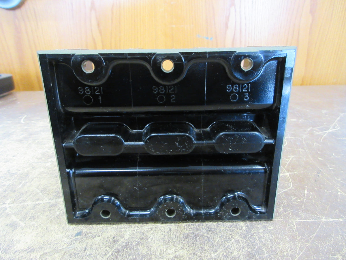 Allen-Bradley Power Distribution Block 1492-PD3113 Ser. B 310A 600V 3P Used