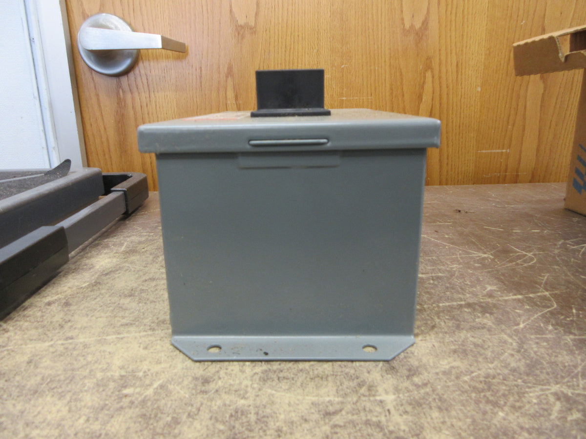 Square D Enclosed Manual Starter 2510MBA1 Ser. C NEMA 12 Enclosure New Surplus