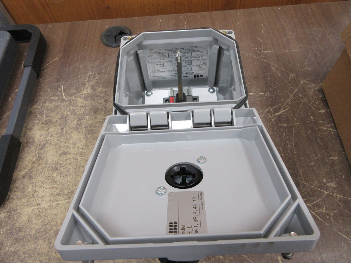 ABB Disconnect Switch NF32P-3PB6A 40A 3P Type 4X Enclosure New Surplus