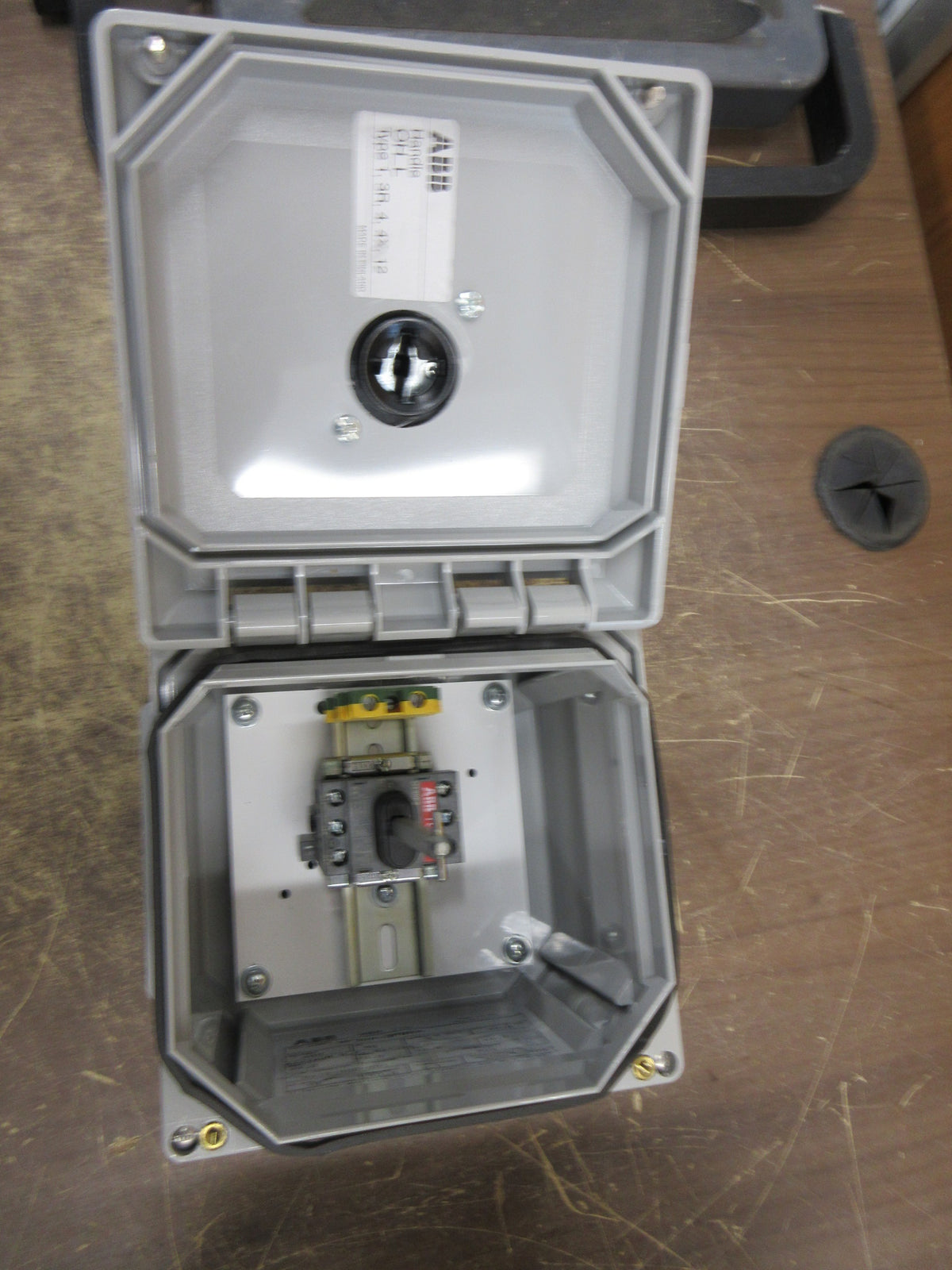 ABB Disconnect Switch NF32P-3PB6A 40A 3P Type 4X Enclosure New Surplus