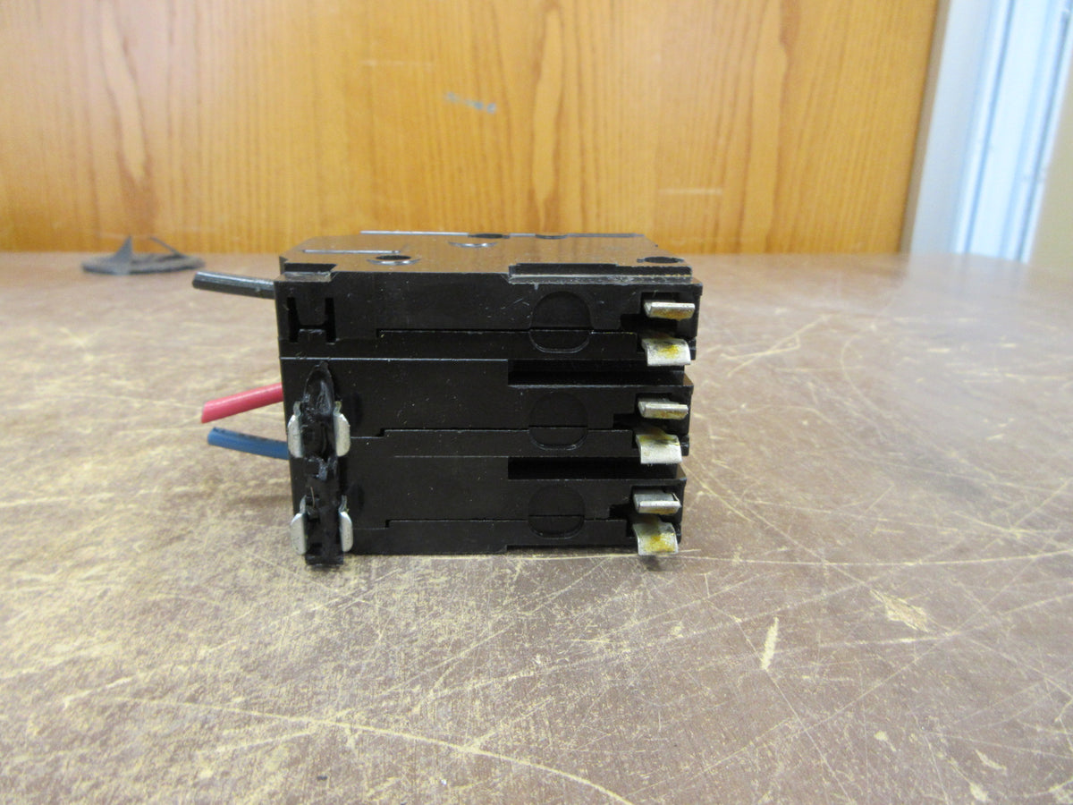 Square D Clip-On Circuit Breaker QO340 40A 240V 3P Used