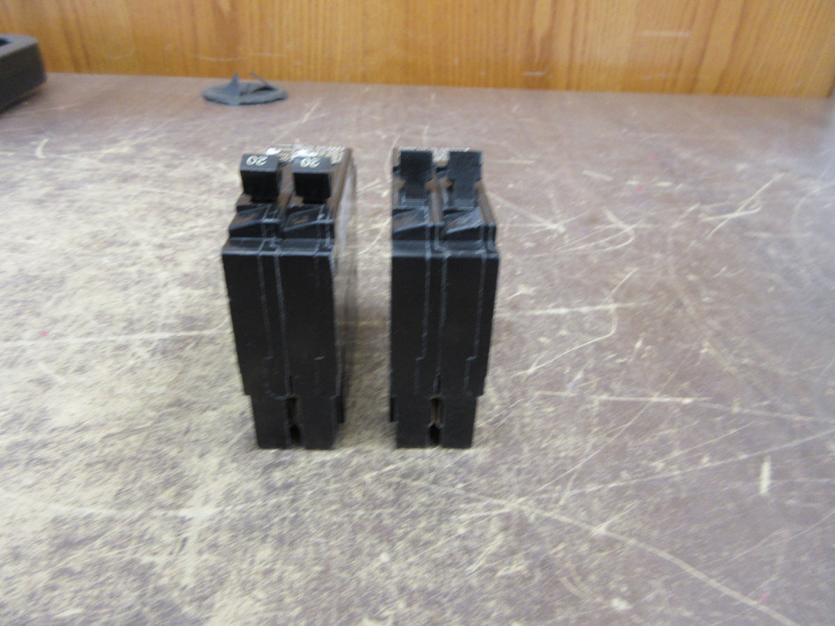 Siemens Clip-on Tandem Circuit Breaker Q2020NC 20A/20A 120/240V 2P Used