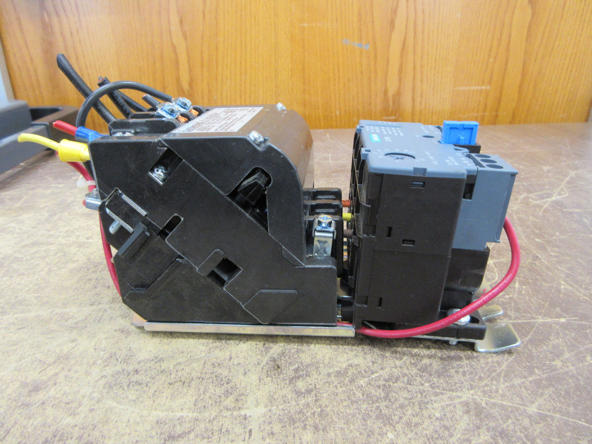 Siemens Starter 14DU+32A */ 48ATD3S00 120V Coil Trip: 5.5-22A Used