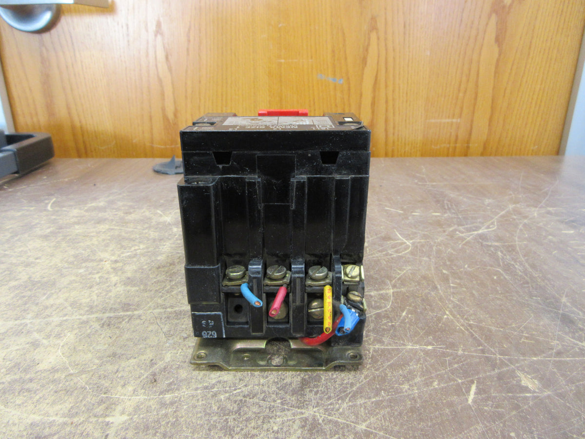 Square D Size 1 Starter 8536 SCO -3 S Ser. A 120V Coil 600 V Used