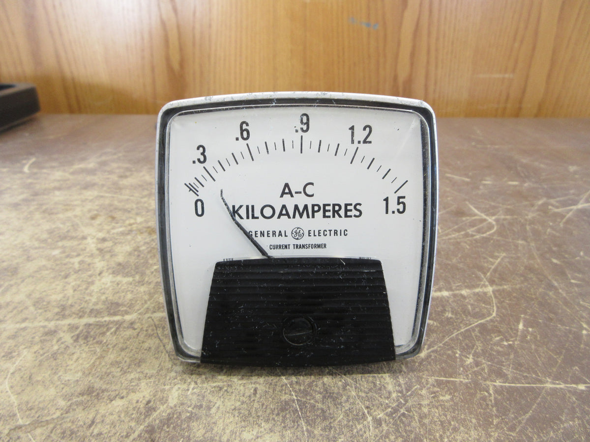 Crompton AC Voltmeter 016-02 VA-PZSJ Range: 0-600V Used