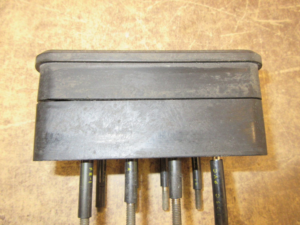 GE Test Block PK-2 *No Terminal Nuts *Used