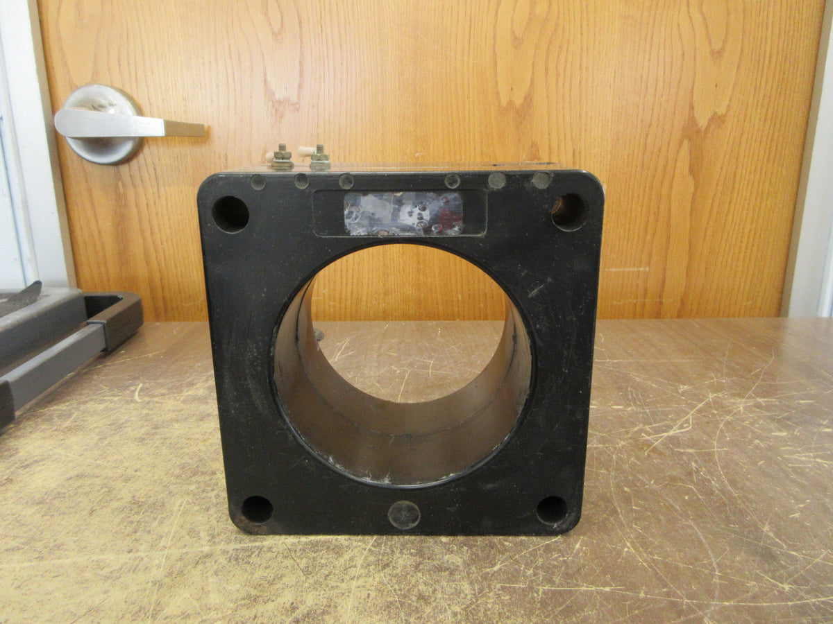 E.I.L Instruments Current Transformer 117-601 Ratio 600:5A 600V 60-400Hz Used