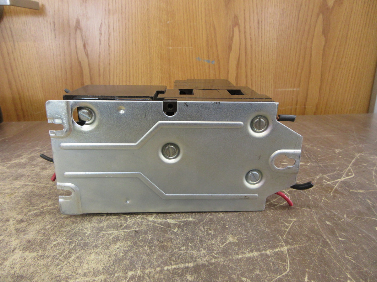 Cutler-Hammer Size 1 Starter A10CN0 Ser. A1 120V Coil 27A Used