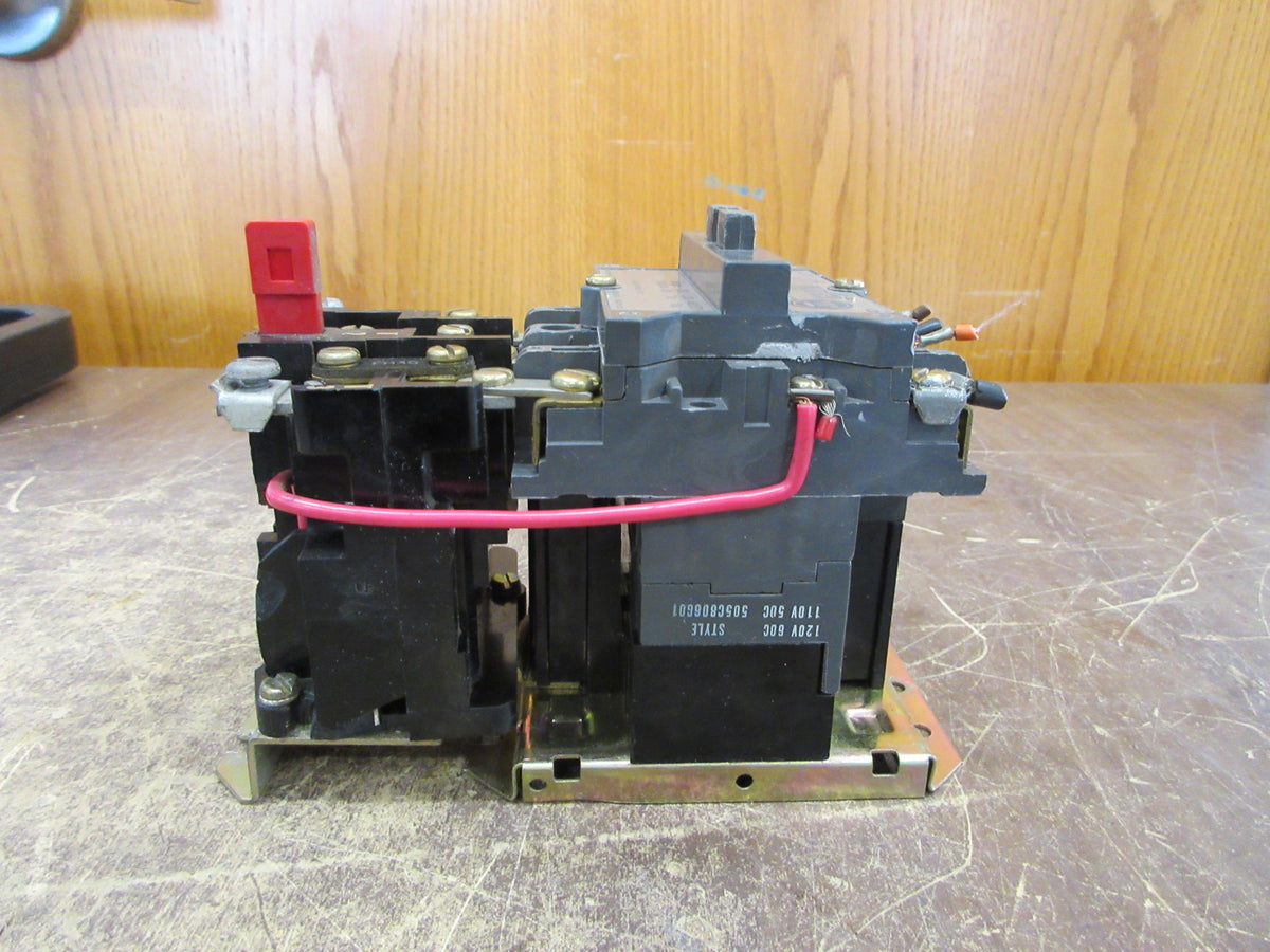Westinghouse Size 0 Starter A200MOCAC Style #: 765A838G01 120V Coil Used