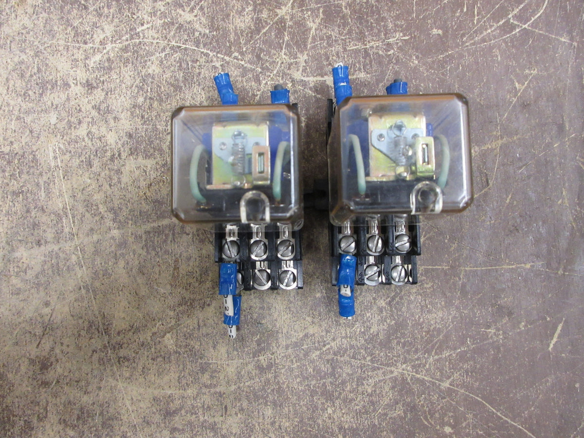 Deltrol Relay 166 DPDT 24 VDC Coil w/Base * Lot of 2 * Used