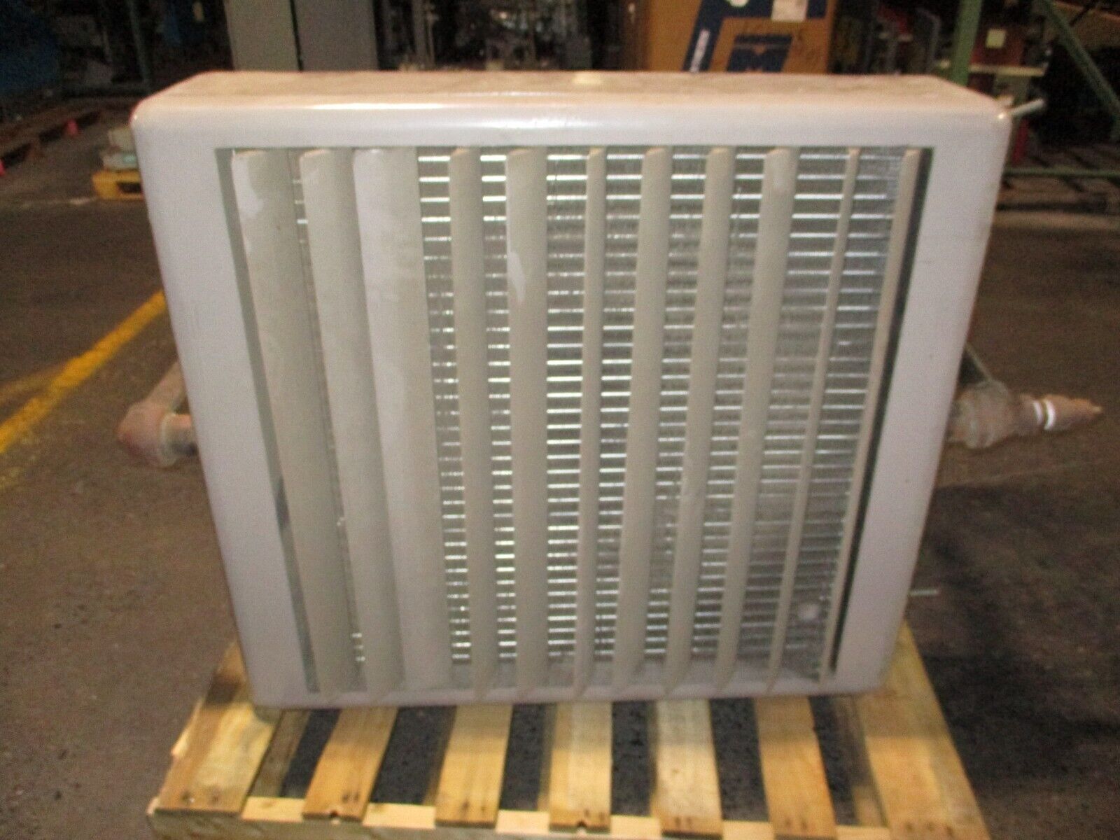 Daikin Steam Heater UHH-086A-B 86,000 BTU Used
