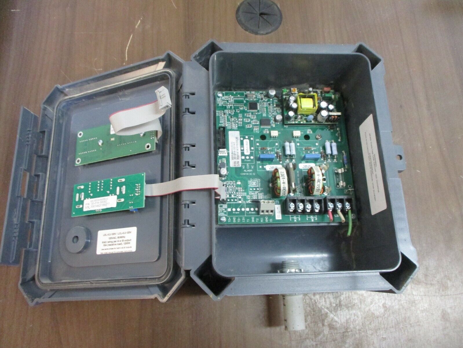 Once Solo LEL-0.2-DU-120V AgriShift Lighting Controller 30-014-00156 Used