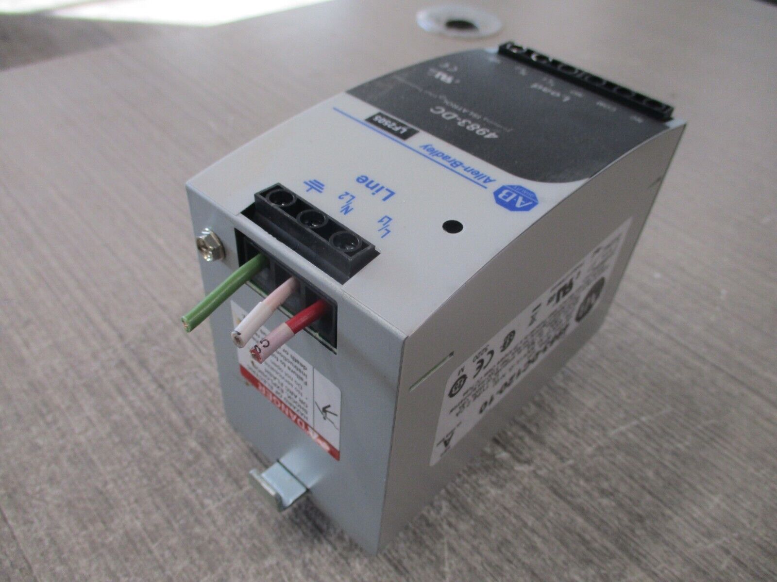 Allen-Bradley Islatrol Filter/Surge Protector 4983-DC120-10 Ser. A 120VAC Used