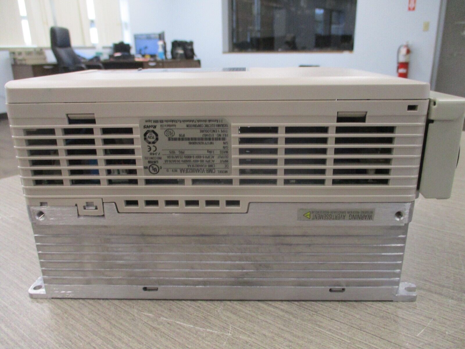 Yaskawa V1000 AC Drive CIMR-VU4A0023FAA Rev. D 10HP 380-480V New Surplus