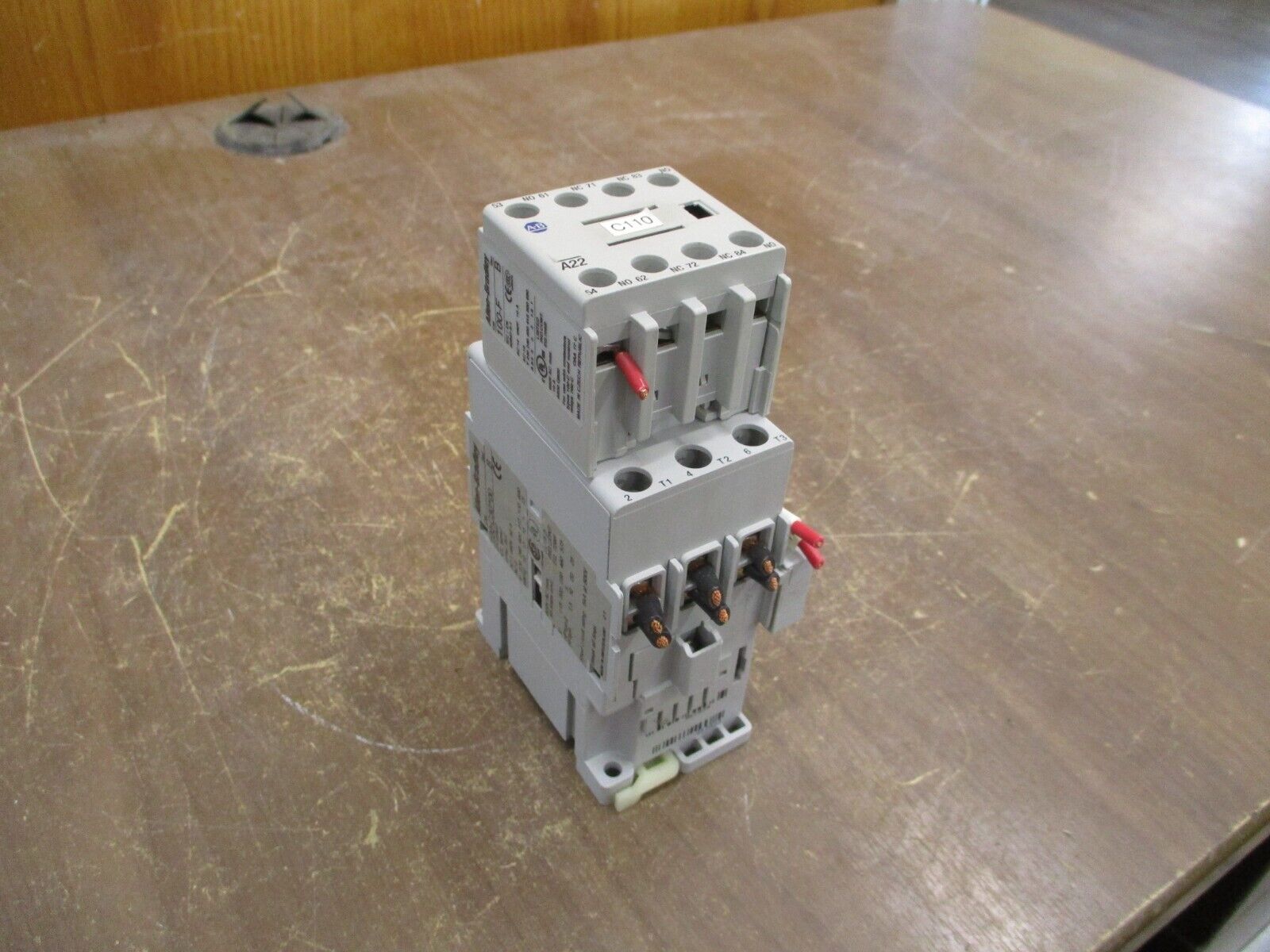Allen-Bradley Contactor 100-C30*00 Ser. B 120V Coil 55A 600V w/ Aux Contact Used