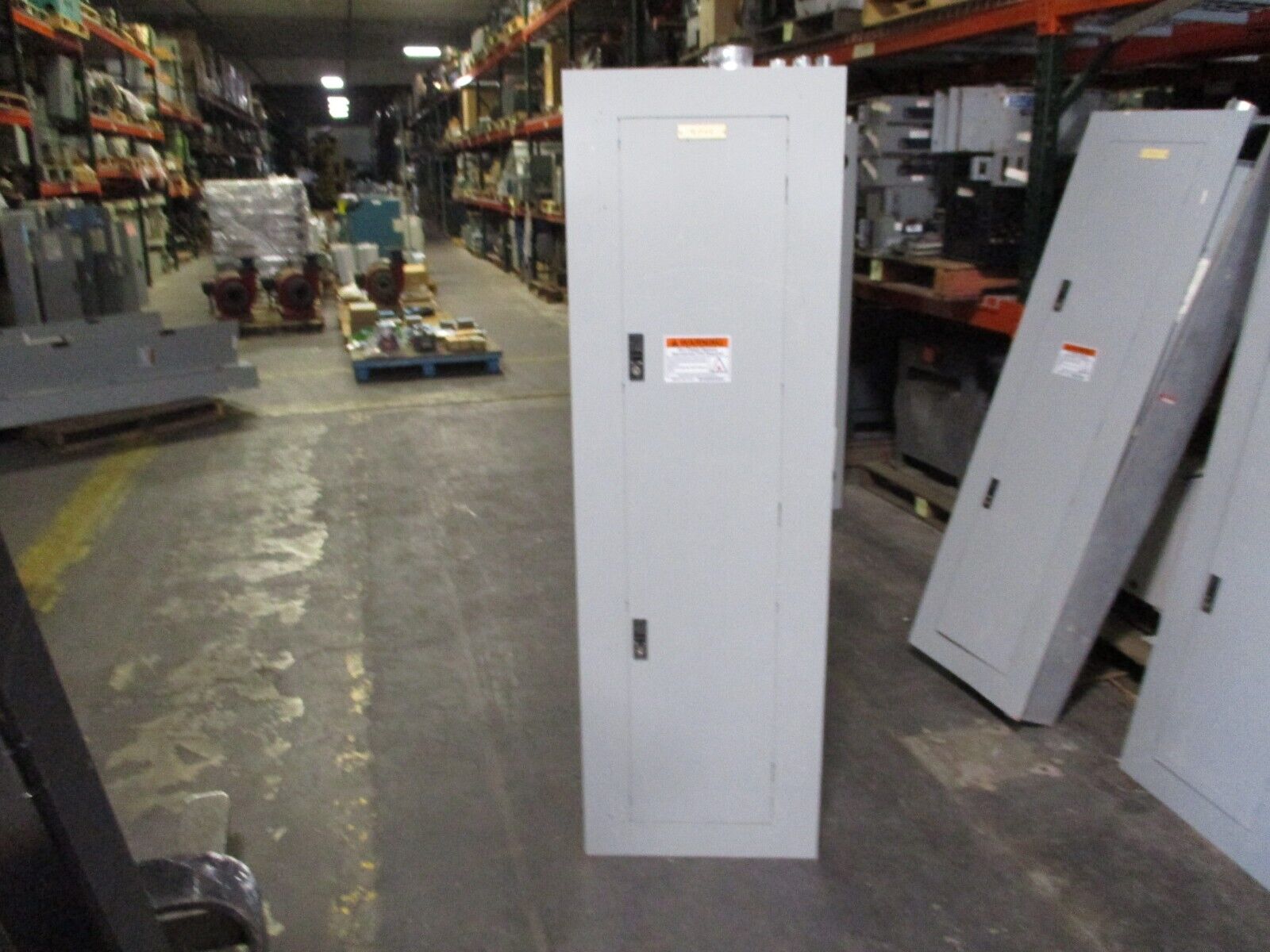 GE Main Lug Breaker Panel AQF3422MTX 225A Max 208/120V 3Ph 4W 42-Slot Used