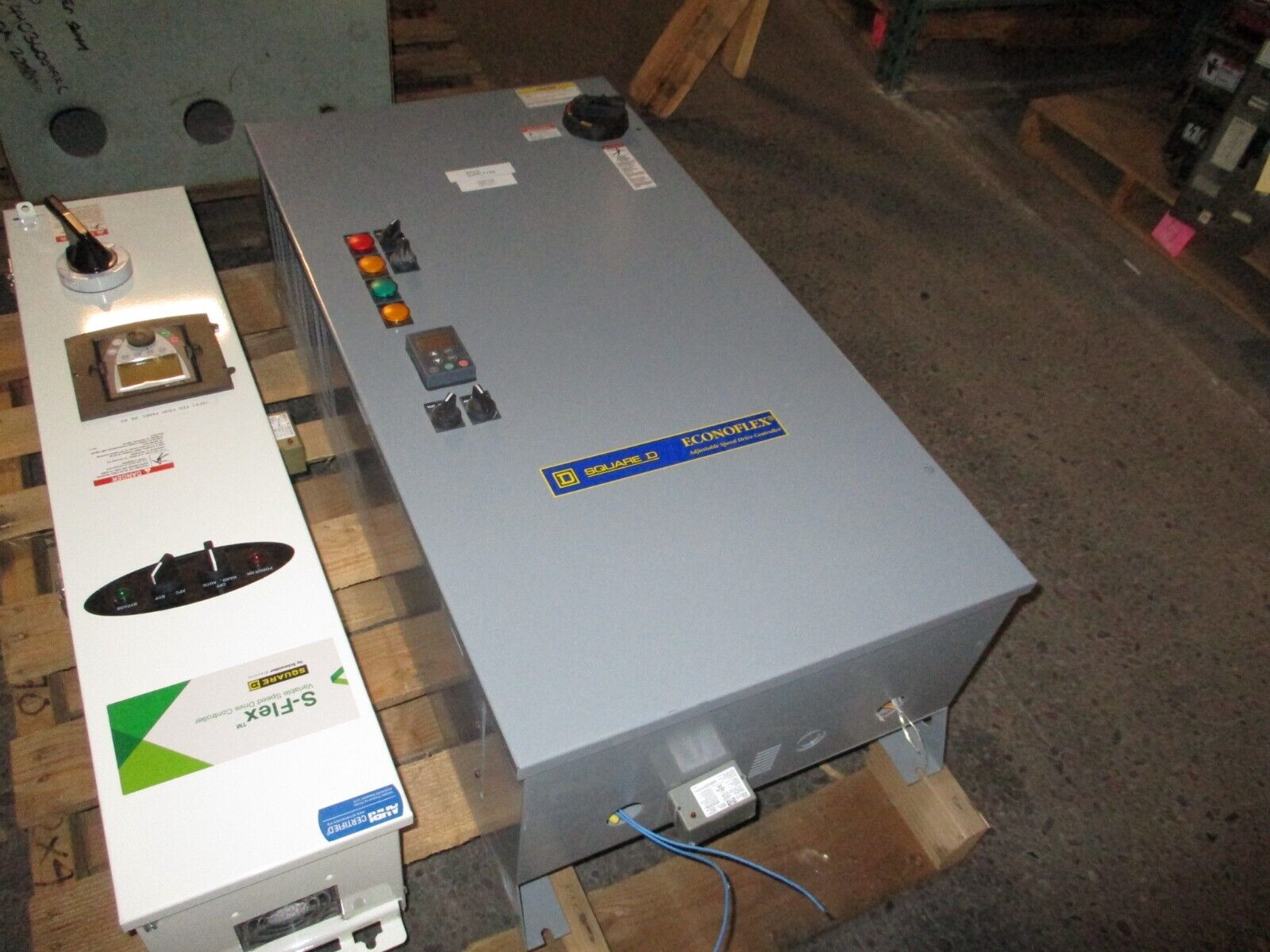 Square D EconoFlex Altivar AC Drive w/ Bypass 8839 58EHG4VY Ser. A 10HP 3Ph Used