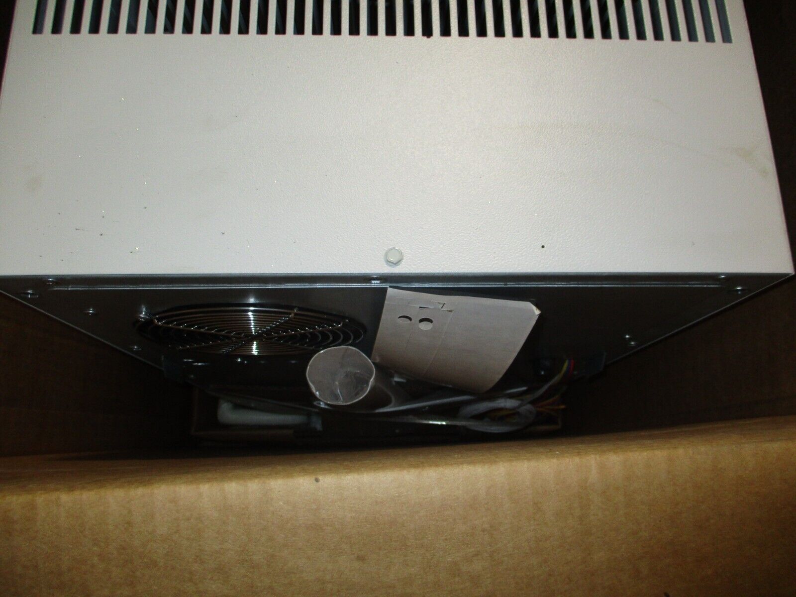 nVent Hoffmann Enclosure Air Conditioner G280416G050 3800/4000 BTU 115V 1Ph