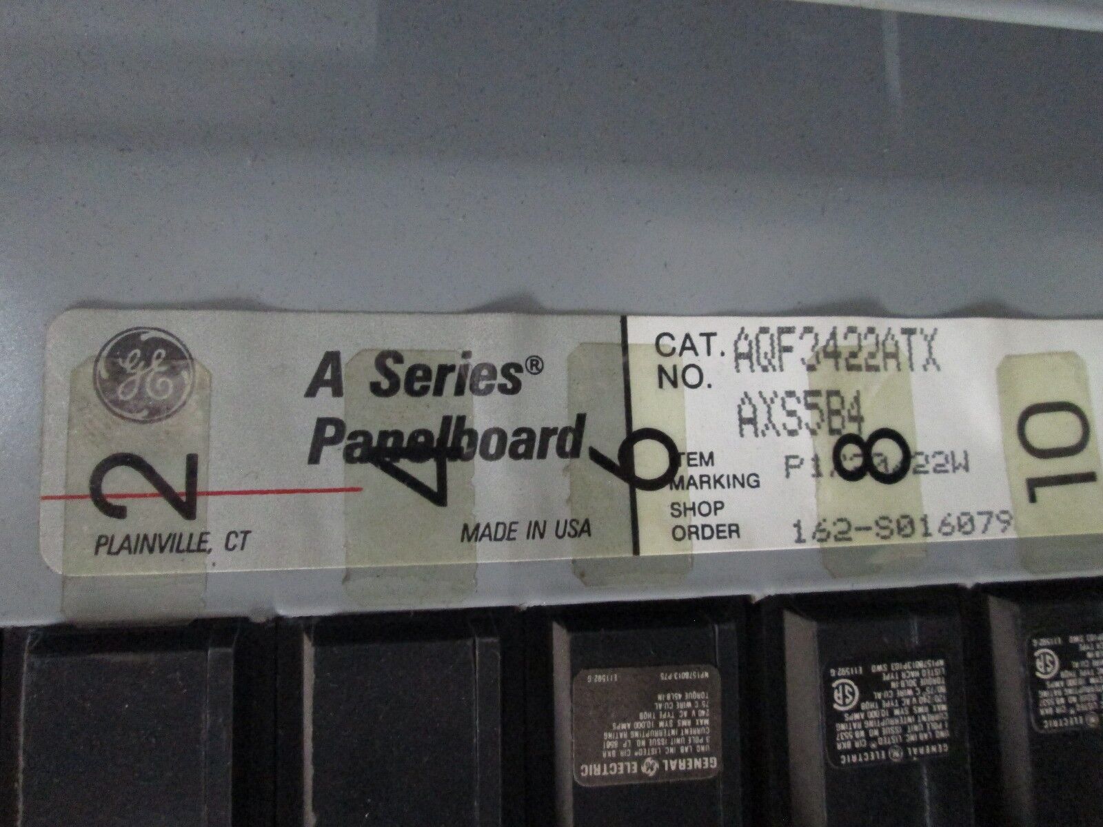 GE Main Circuit Breaker Panel AQF3422ATX AXS5B4 225A 208Y/120V 225A Main Breaker