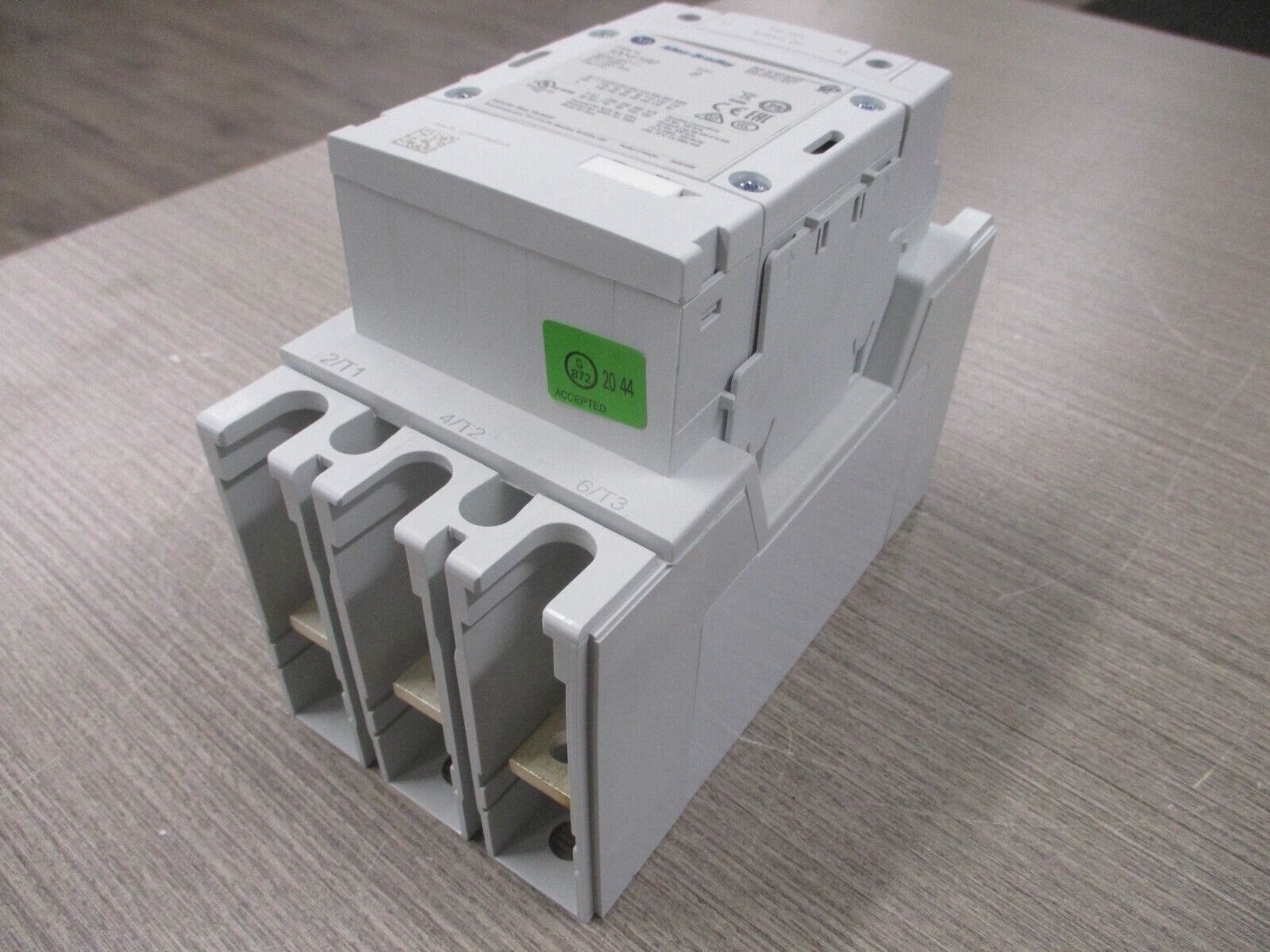 Allen-Bradley Contactor 100-E190KD11 Ser. B 100-250v AC/DC Coil 190A New Surplus