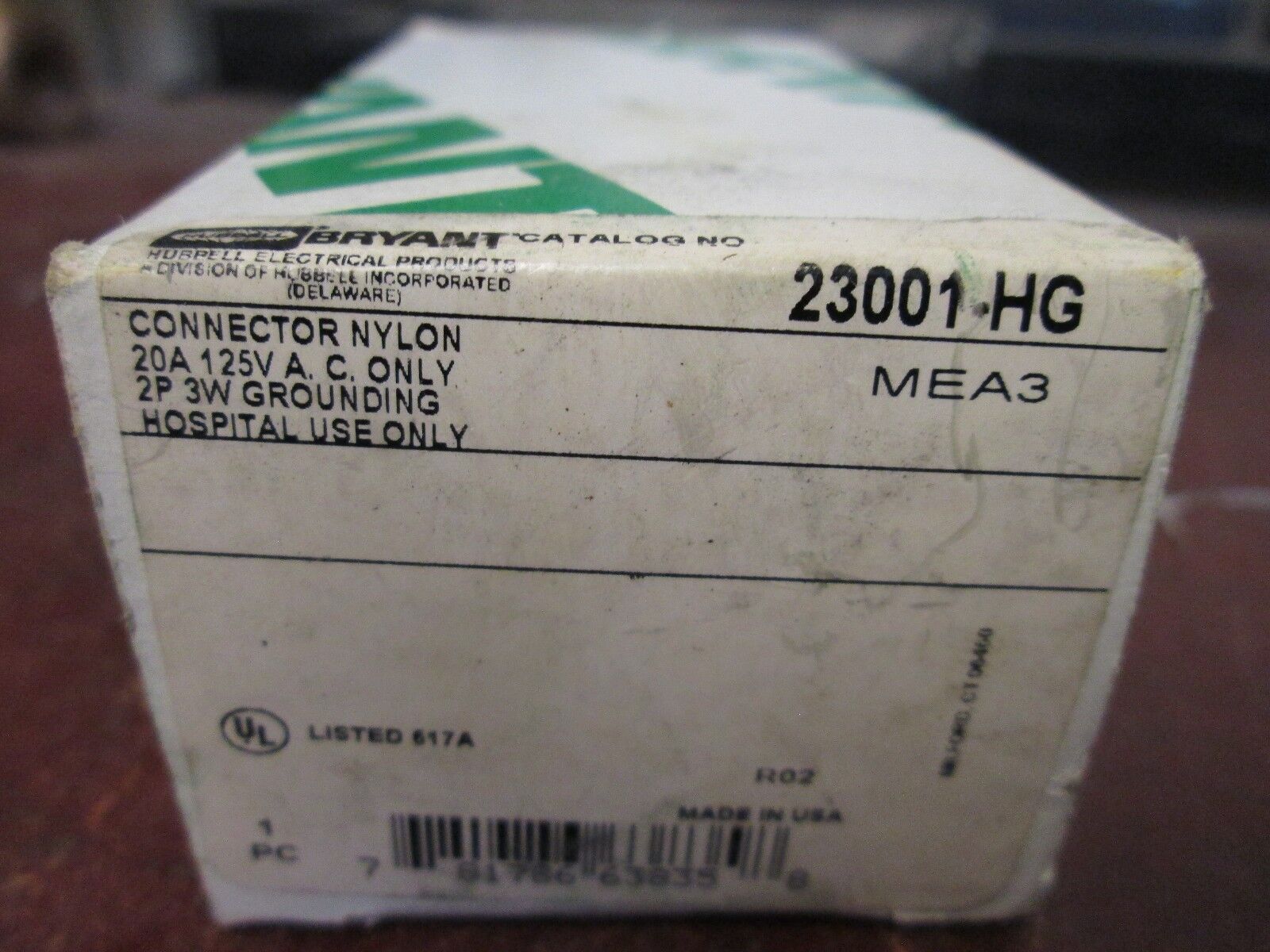 Bryant Nylon Connector 23001-HG 20A 125V 2P 3W New Surplus