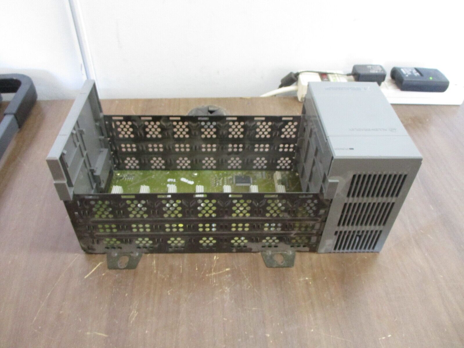 Allen-Bradley SLC 500 PLC Rack w/ Power Supply 1746-A7 / 1746-P2 7-Slot Used