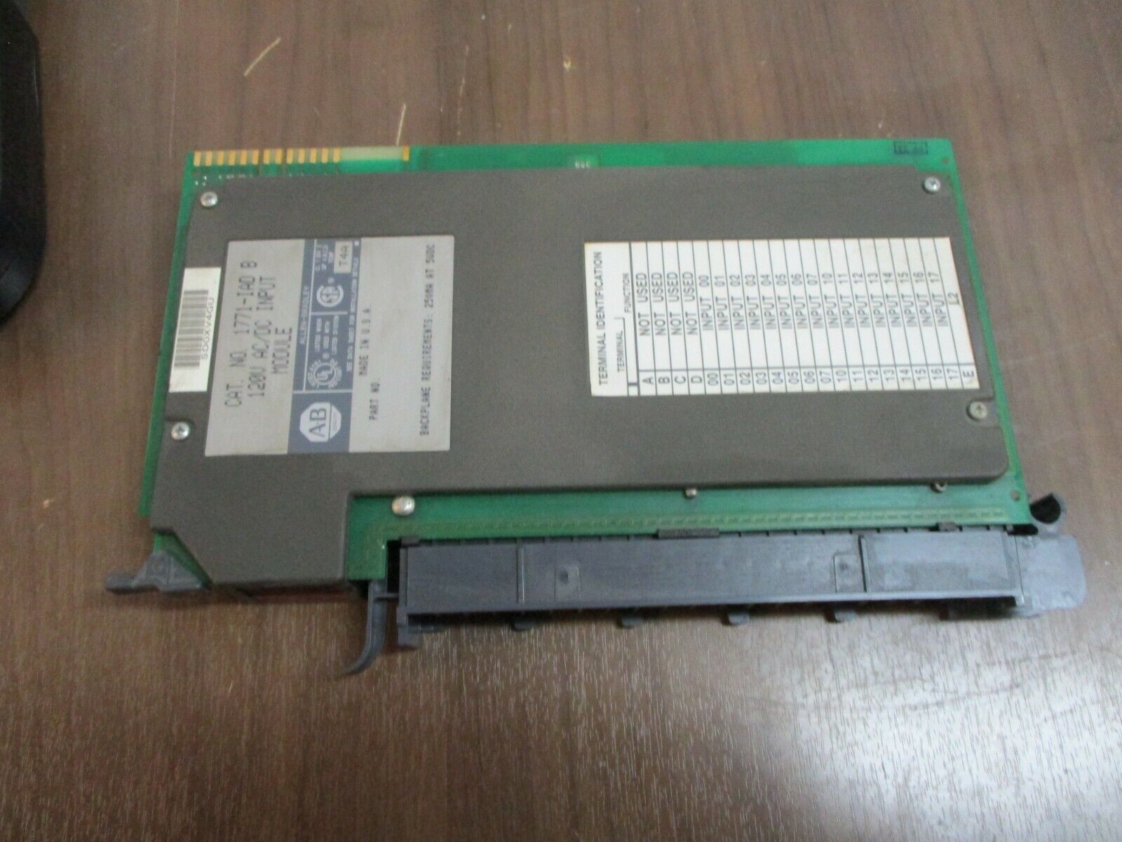Allen-Bradley AC/DC Input Module 1771-IAD B 120V 250mA@5VDC Used