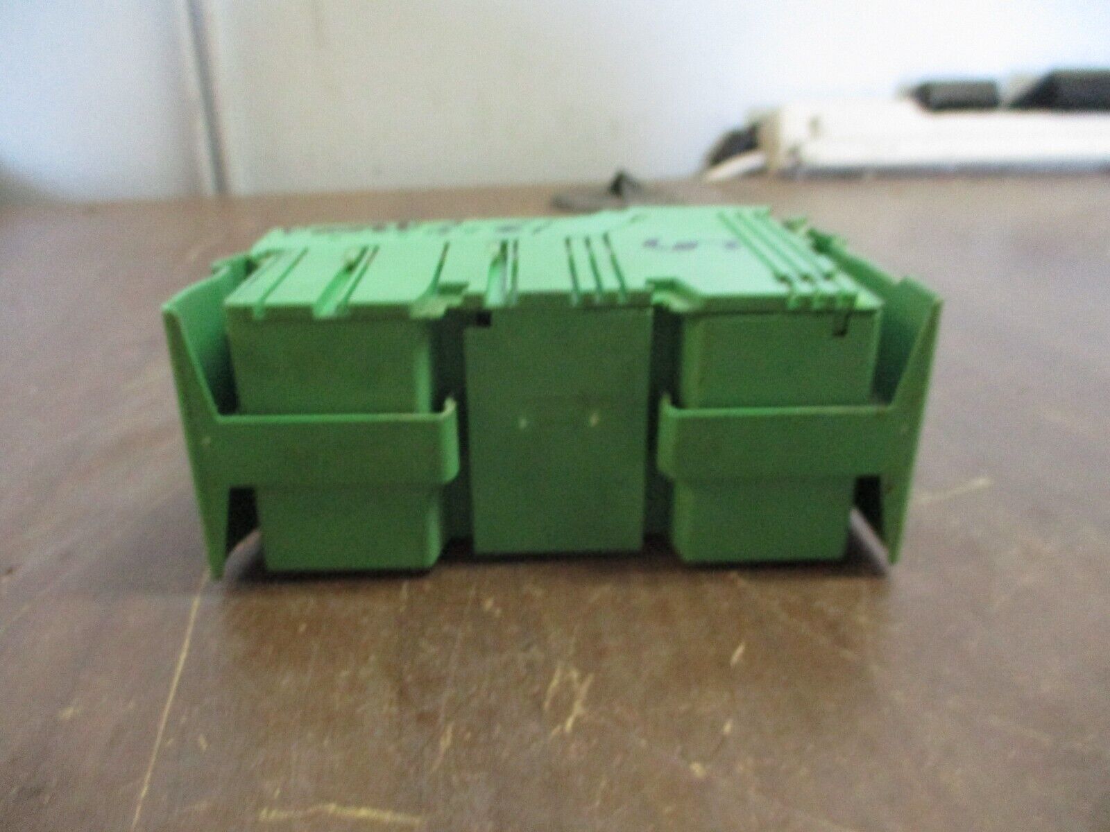 Phoenix Contact IBIL 24 DO 8 Interbus Coupler 2726269 HW: 04 Used