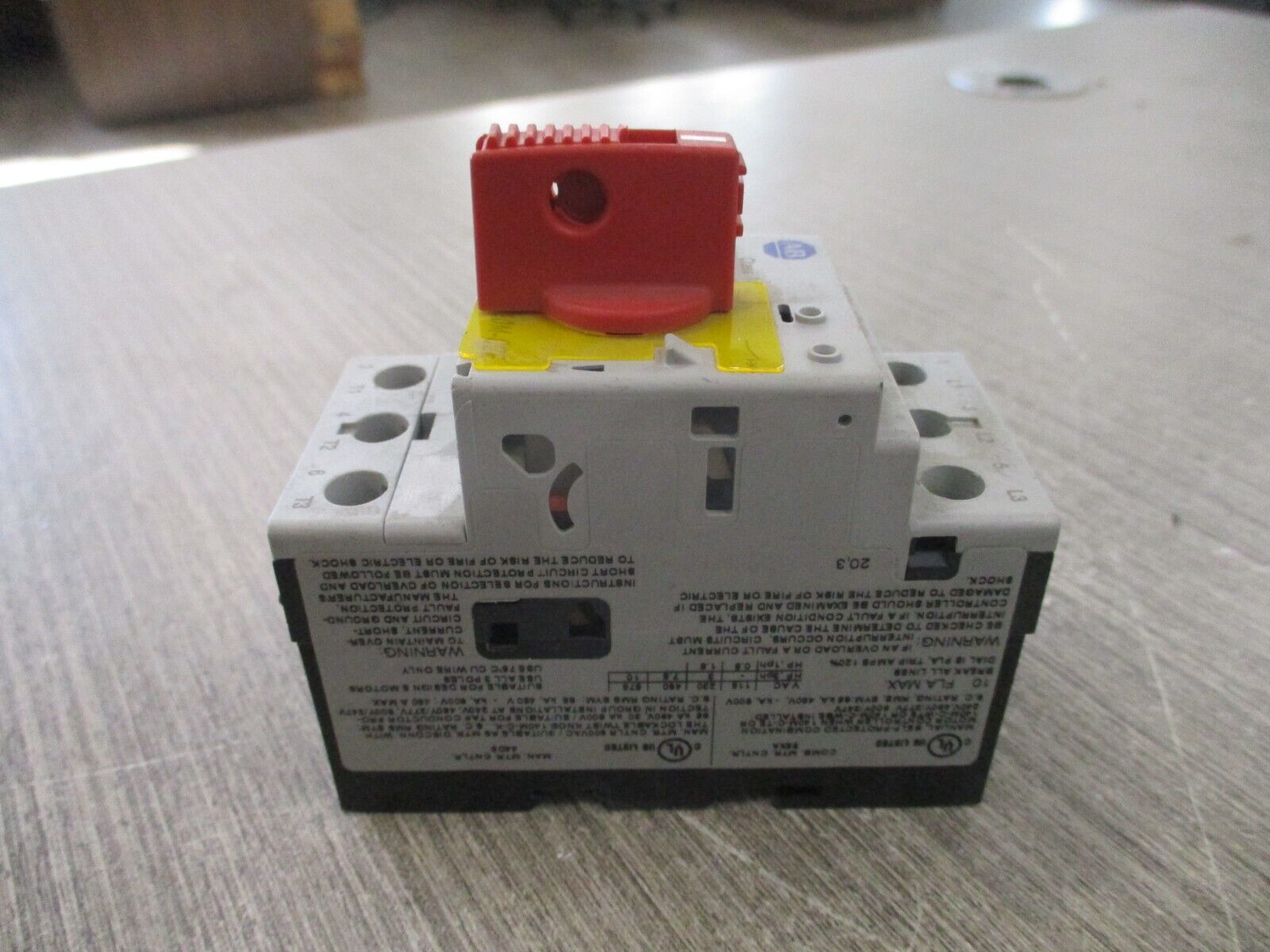 Allen-Bradley Manual Motor Protector 140M-D8N-C10 Trip : 6.3-10A Used