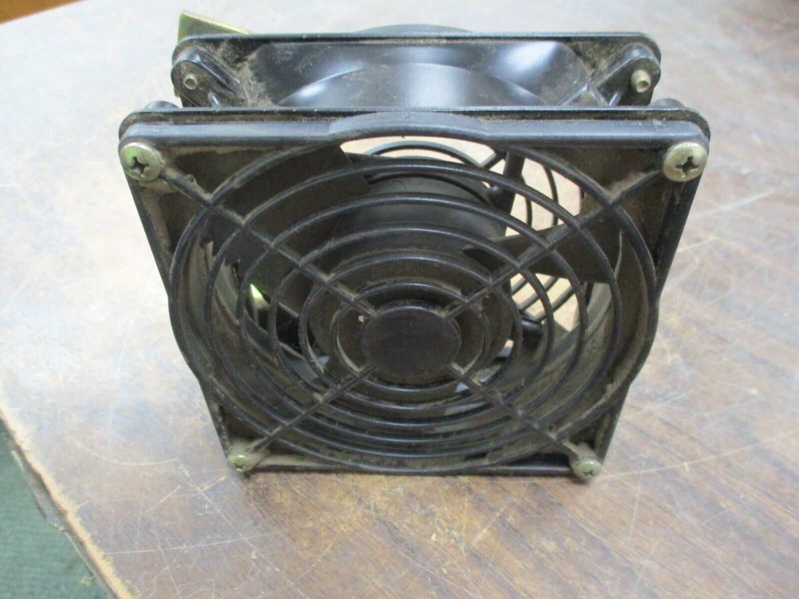 Comair Rotron Model MX2B3X Muffin XL Fan 039610 115V 0.20/0.18A 50/60Hz Used