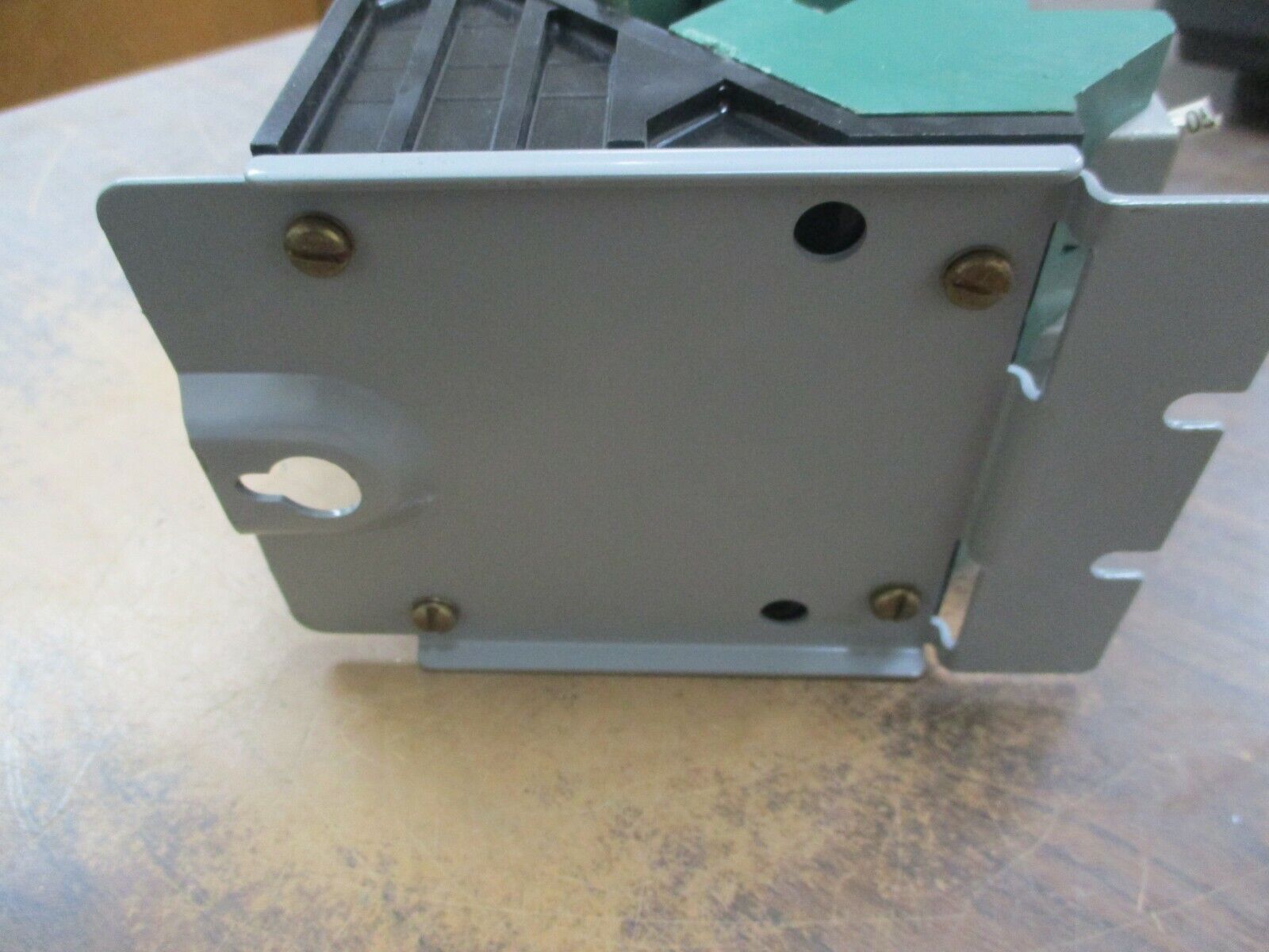 Furnas  Controller  42HF35AA  120A  600V  110-120/220-240V Coil  Used