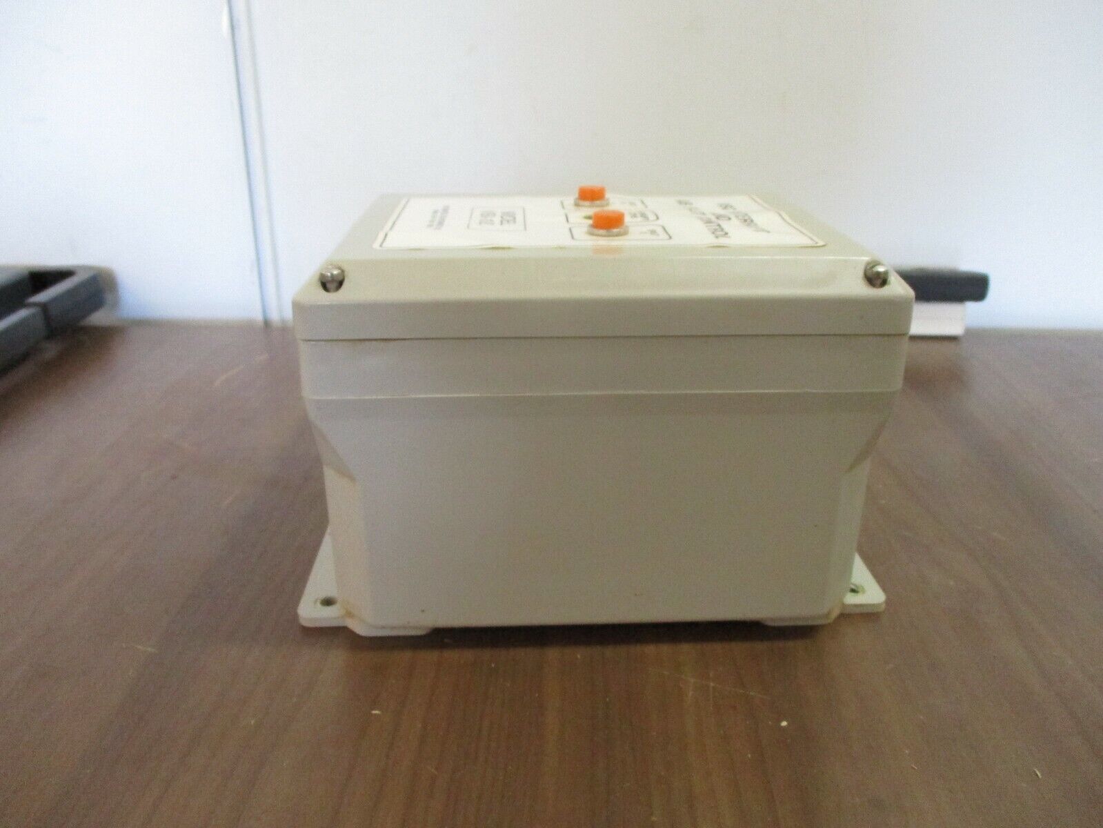 Automated Environments, Inc. VSC Interrupt & A/B Split Control VSCI-1/L Used