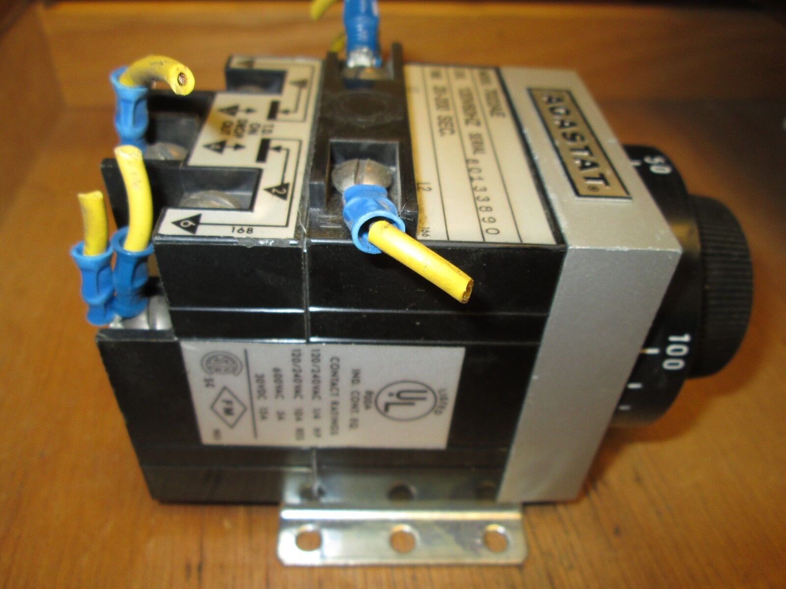 Agastat  Timer  7022AE  Range 20-200 sec  120V Coil  60Hz  Used