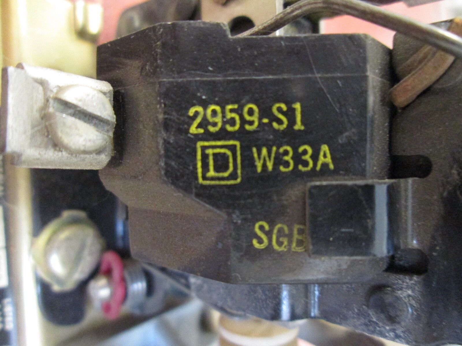 Square D  Pneumatic Timing Relay  9050 A0-1D  120V Coil  600V  Used