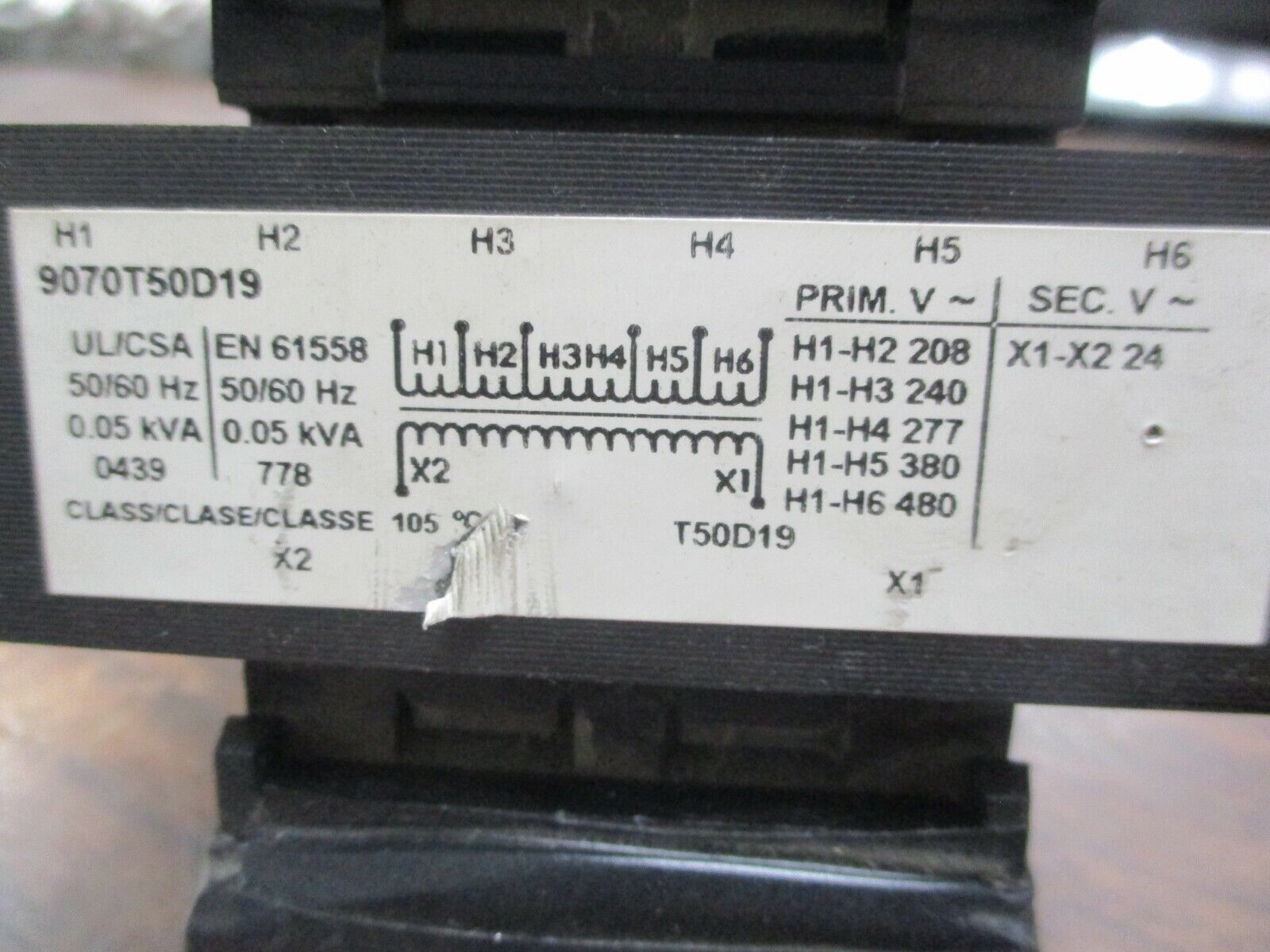 Square D Transformer 9070T50D19 0.05KVA Pri: 208/240/277/380/480V Sec: 24V Used