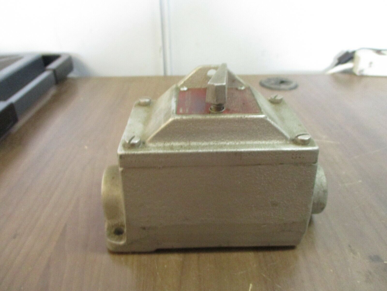 Crouse-Hinds Explosion Proof Switch EFDC3419 20A 600V Used
