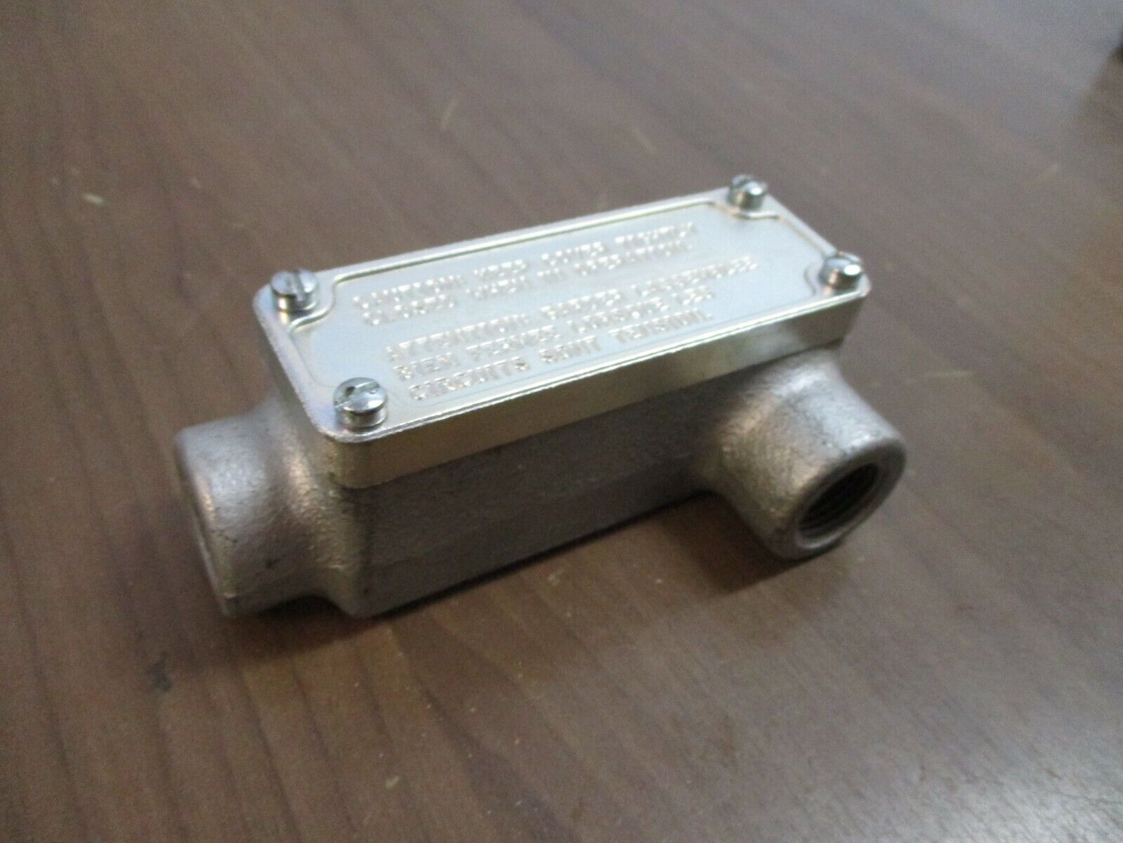 Crouse-Hinds Conduit Body w/ Cover OELL1 Size: 1/2" For Hazardous Locations Used